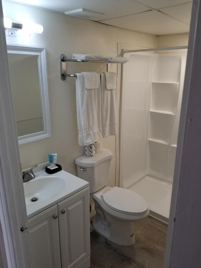 Penn Lodge Hotel & Suites Philadelphia - Бенсалем Екстериор снимка